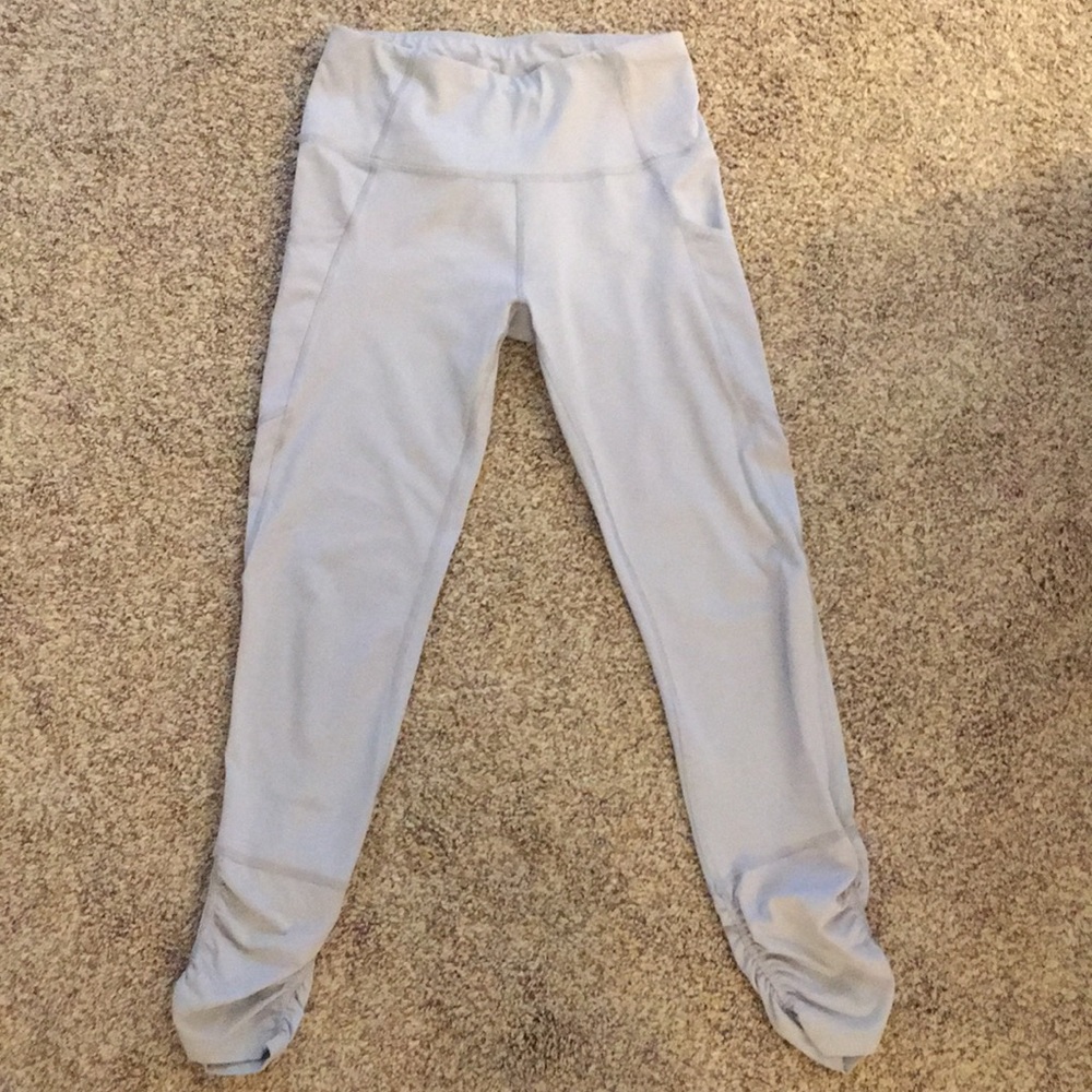 Layer 8 Ruffled Leggings w/ Side Pockets